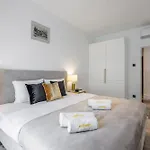 Apartman Emihouse Riverside Premium - Free Parking, Center *