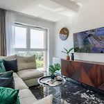 Emihouse Riverside Premium - Free Parking, Center Apartment *