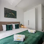 Emihouse Riverside Premium - Free Parking, Center Apartman