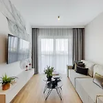 Emihouse Riverside Premium - Free Parking, Center Apartment