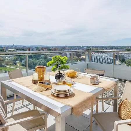 Daire Emihouse Riverside Premium - Free Parking, Center