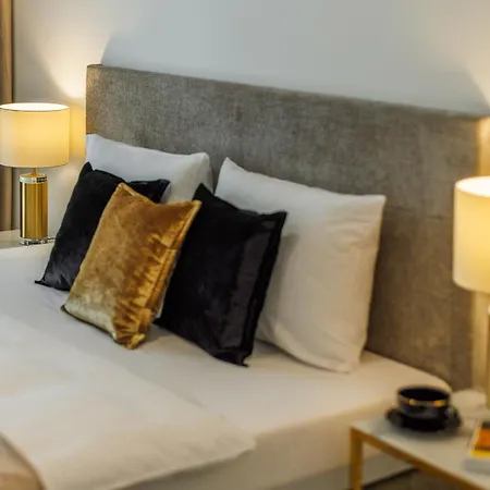 Emihouse Riverside Premium & Free Parking