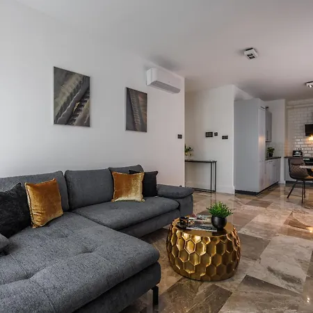 Apartment Emihouse Riverside Premium & Free Parking *