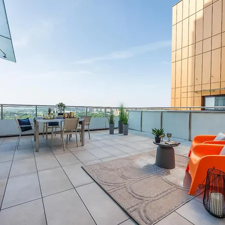 Emihouse Riverside Premium - Free Parking, Center *