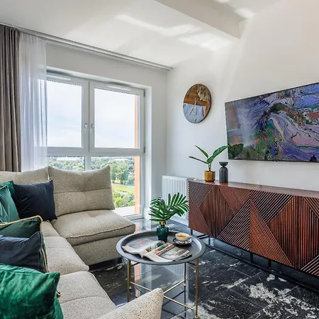 Emihouse Riverside Premium - Free Parking, Center Apartment *