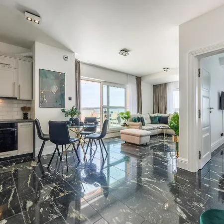 شقة Emihouse Riverside Premium - Free Parking, Center *