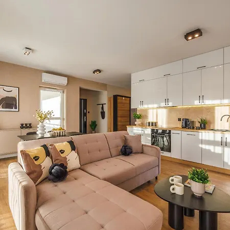 Emihouse Riverside Premium - Free Parking, Center Daire *
