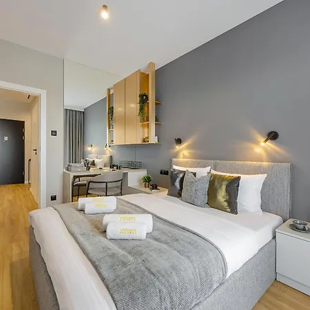 Daire Emihouse Riverside Premium - Free Parking, Center *