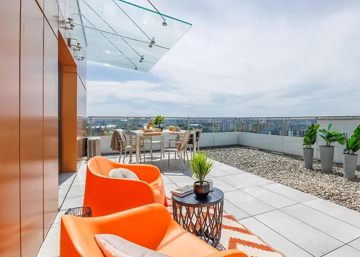 Emihouse Riverside Premium - Free Parking, Center Daire