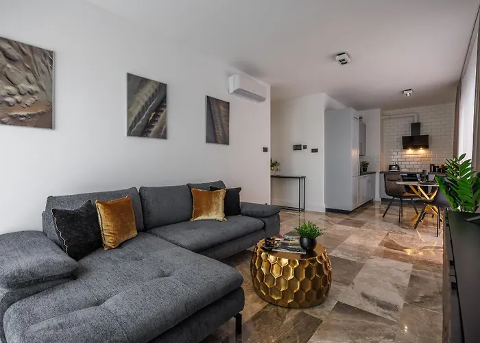 Apartment Emihouse Riverside Premium - Free Parking, Center *