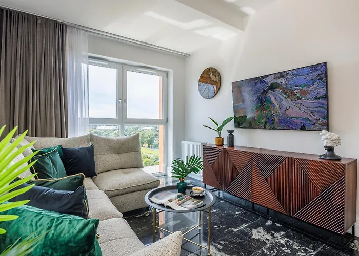 Emihouse Riverside Premium - Free Parking, Center Apartment *