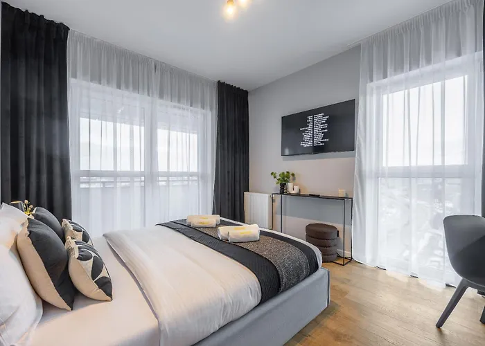 Emihouse Riverside Premium - Free Parking, Center Appartement