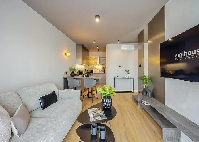 Apartment Emihouse Riverside Premium - Free Parking, Center