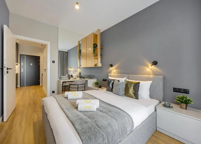 Apartment Emihouse Riverside Premium - Free Parking, Center *