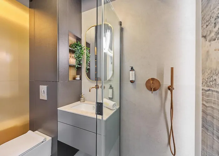 Emihouse Riverside Premium - Free Parking, Center